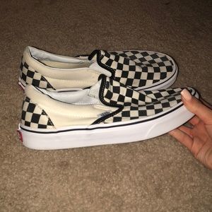 checkered vans